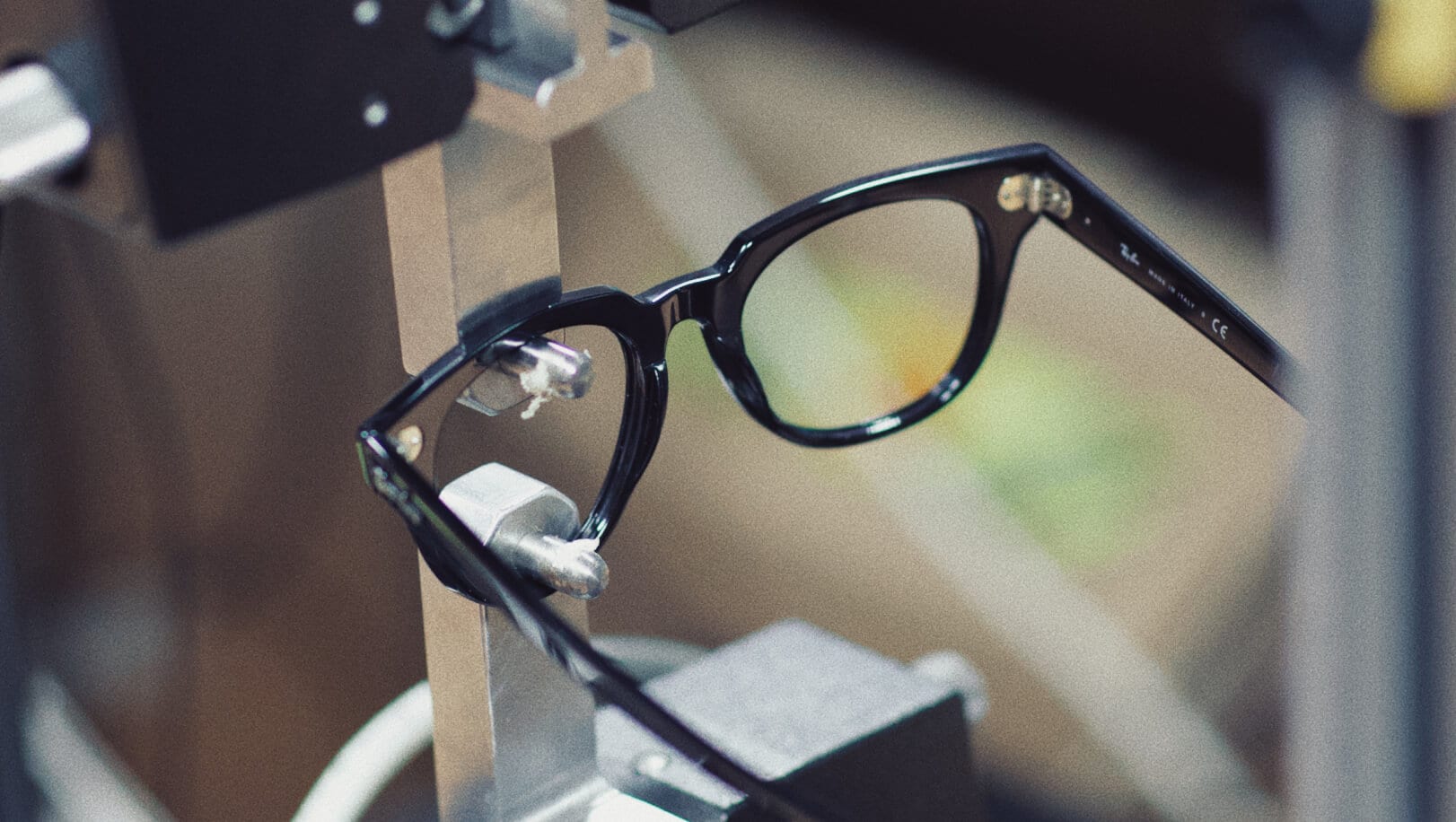 Pronto para começar sua jornada na EssilorLuxottica?